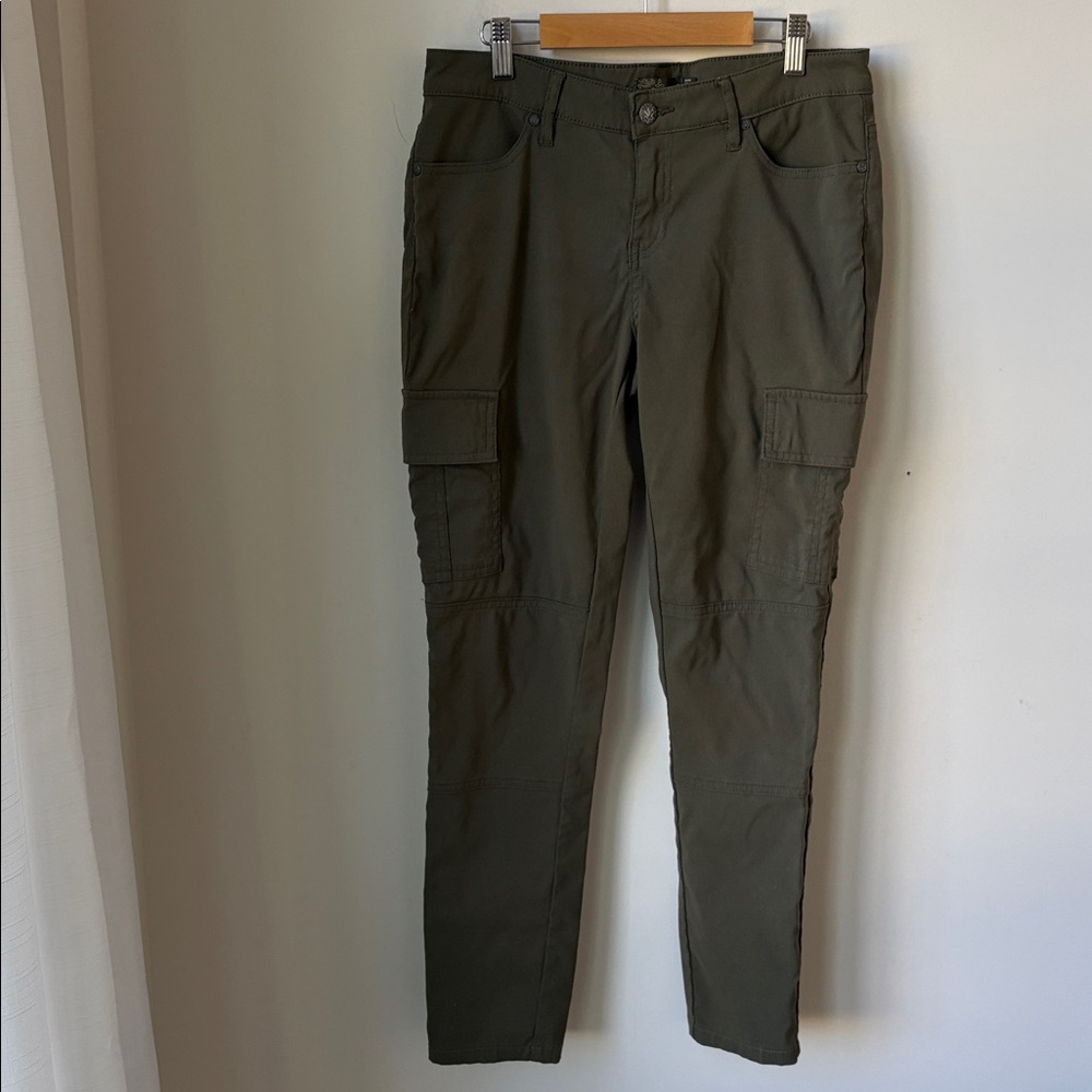 Prana Meme Cargo Pants in Olive Green Hiking Walking Outdoor Casual Size 8 - Picture 1 of 14